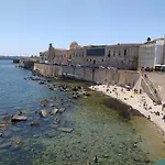 Krokos Ortigia *